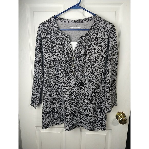 Fresh Woman L Knit Blouse Grey Black Cheetah 3/4 Sleeve Pullover Casual - Picture 1 of 9